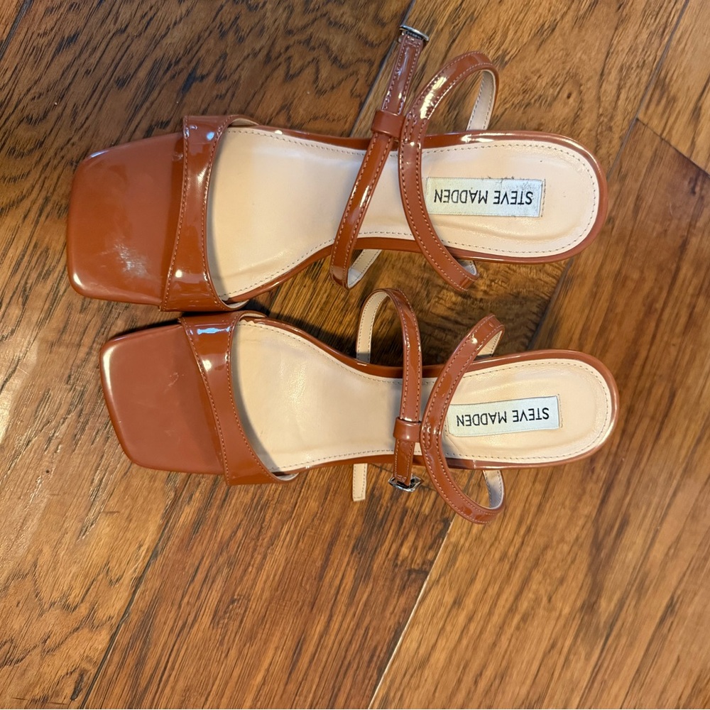 Steve Madden Tan / brown Heels with Strappy Design